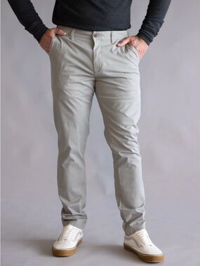 Weatherproof Men's Chinos in Light Beige